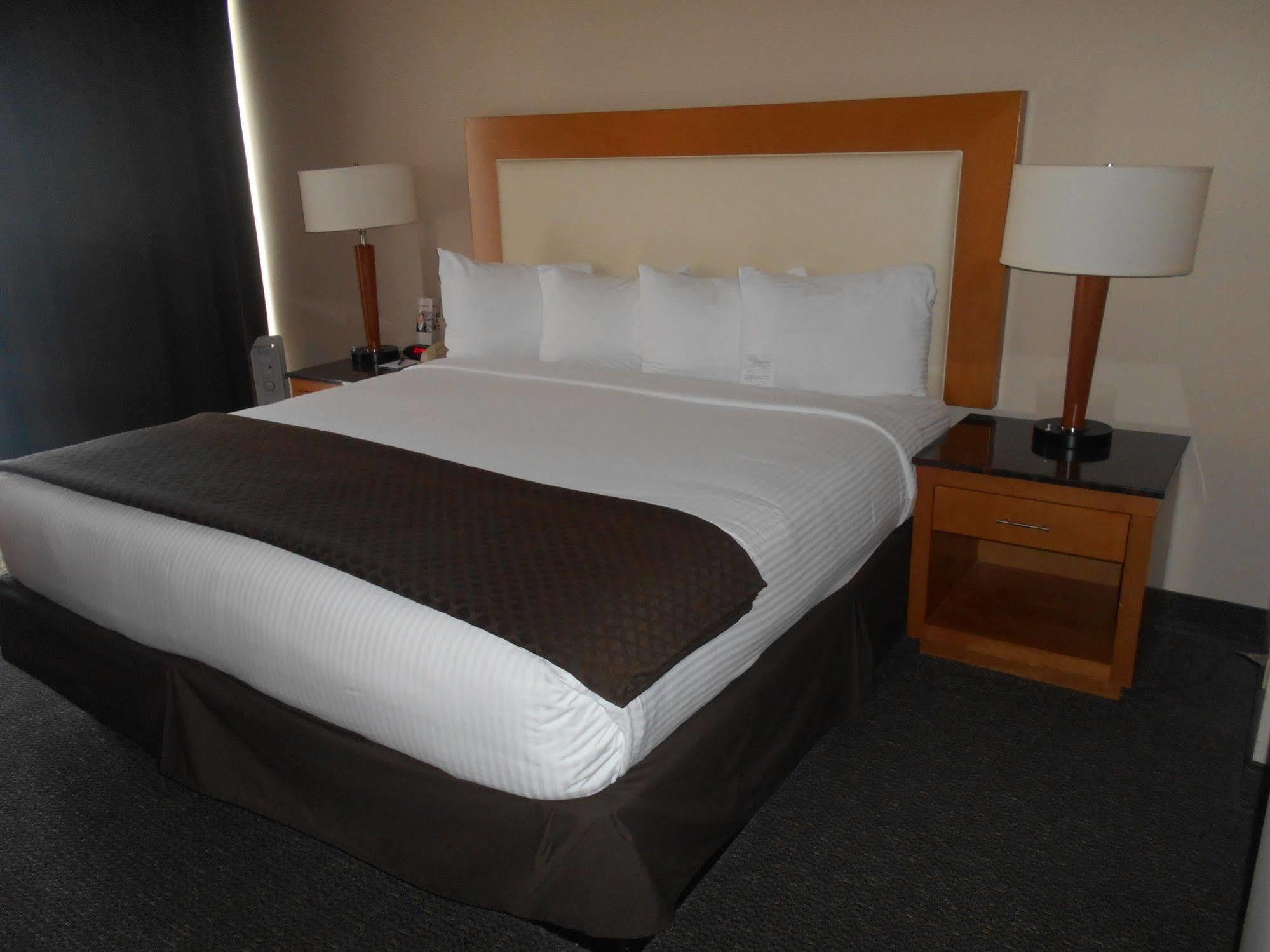 Red Lion Inn & Suites Olympia, Governor Hotel מראה חיצוני תמונה